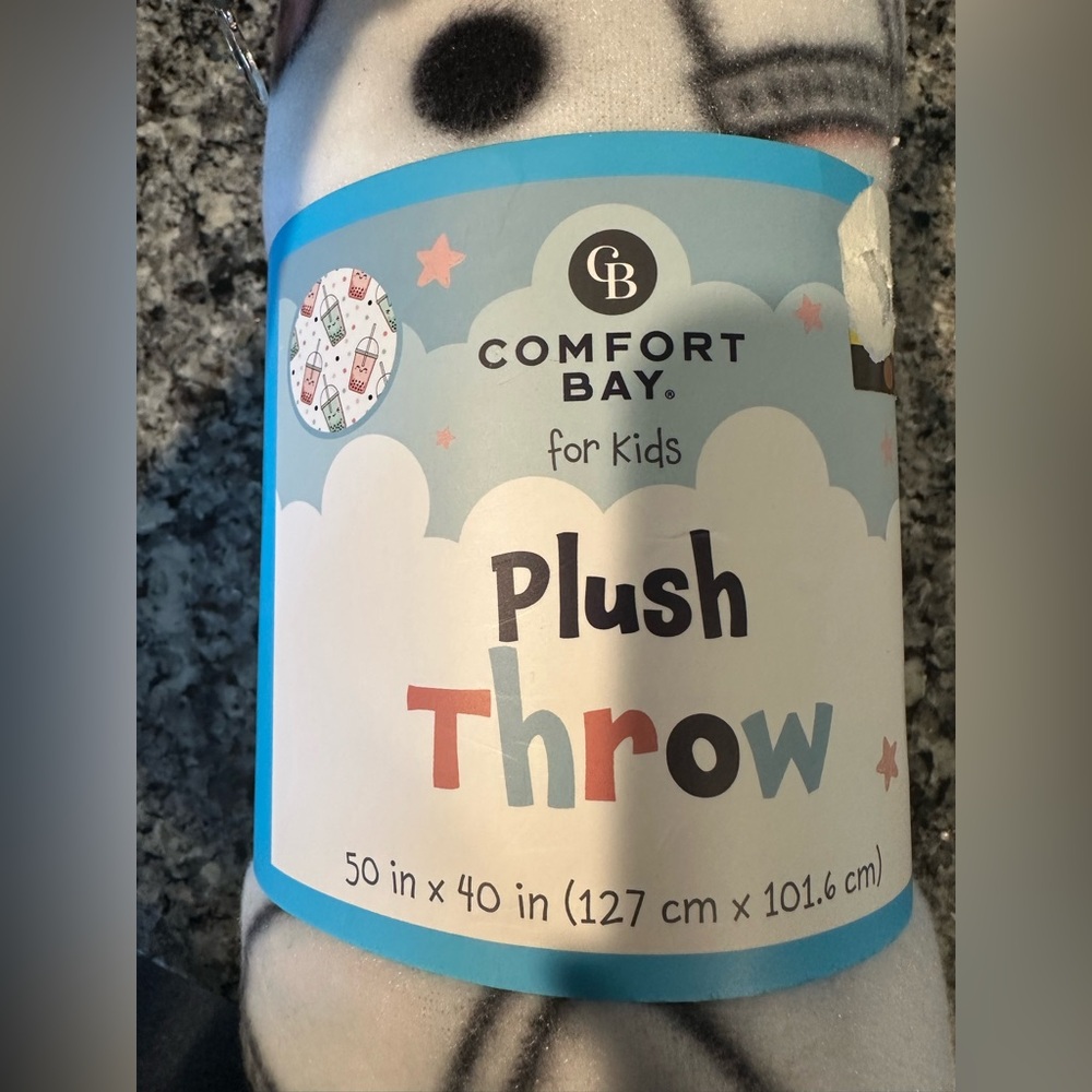 Comfort Bay Kids Plush Throw Blanket 50”x40” Soft Drink Print Design NWT